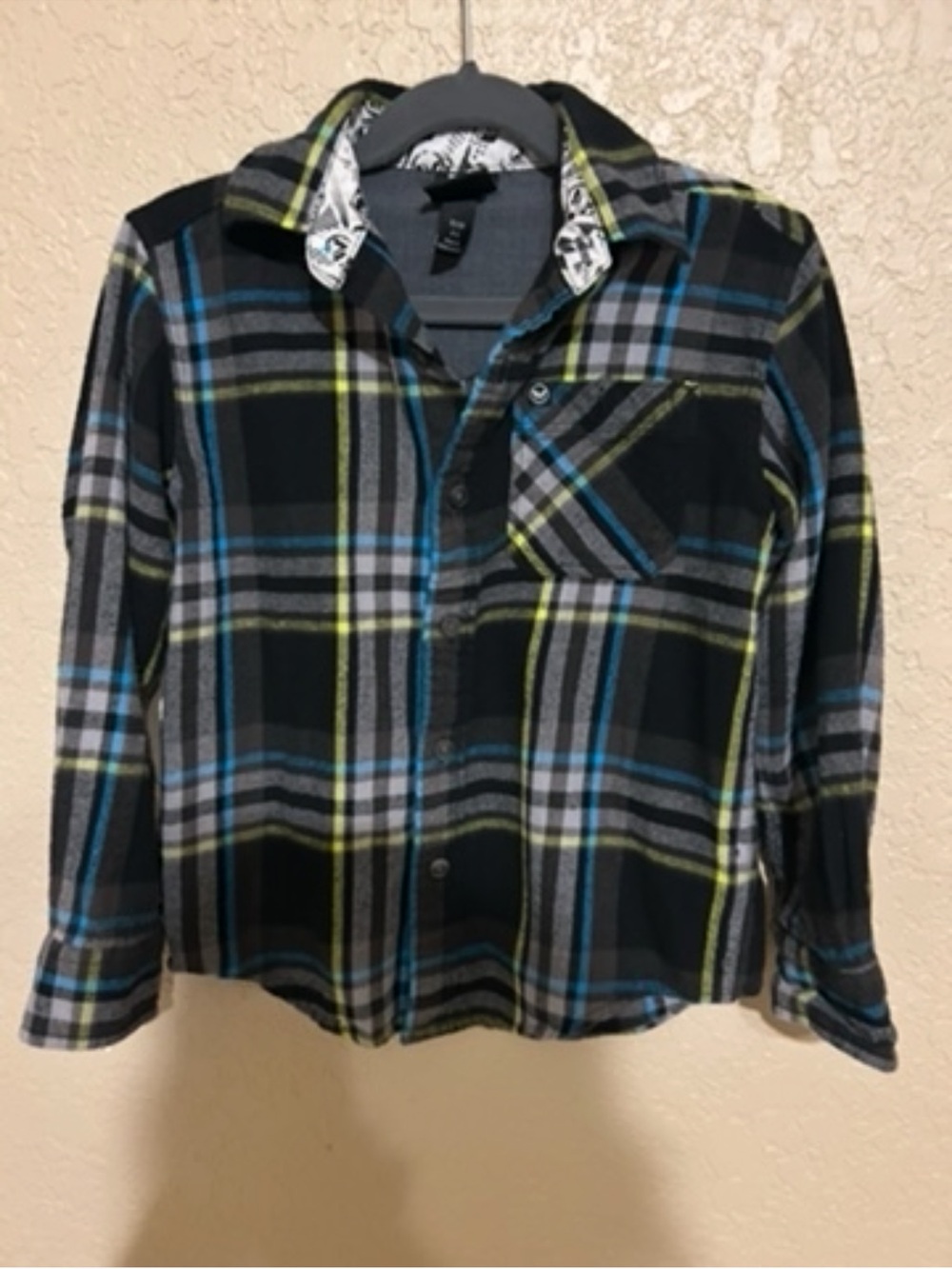 Kids Shaun White Plaid Button-Up Shirt - Black with Blue & Gray Stripes 4-5 XS